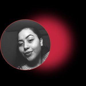 Meet your Posher, Yadira